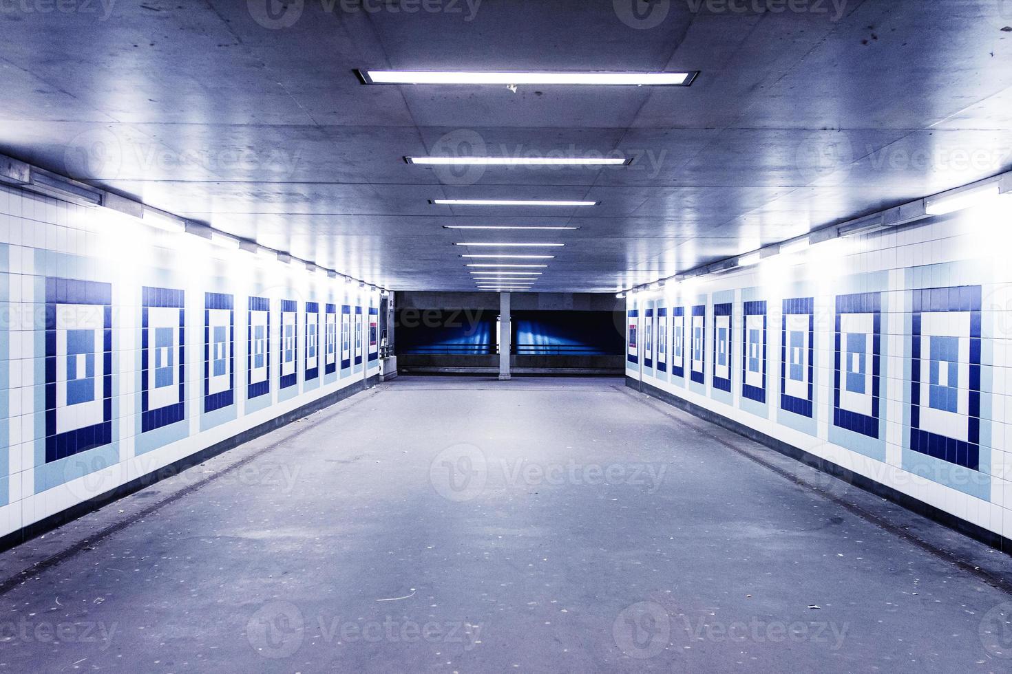 hypnotisierender Tunnel foto