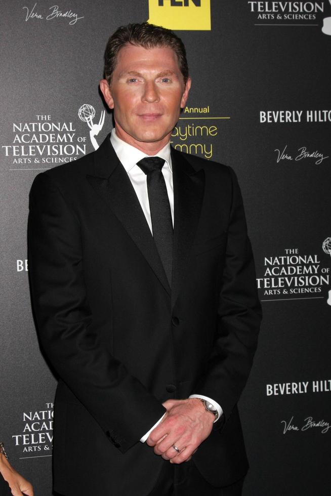 Los Angeles, 23. Juni - Bobby Flay kommt am 23. Juni 2012 bei den Daytime Emmy Awards 2012 im Beverly Hilton Hotel in Beverly Hills, ca foto