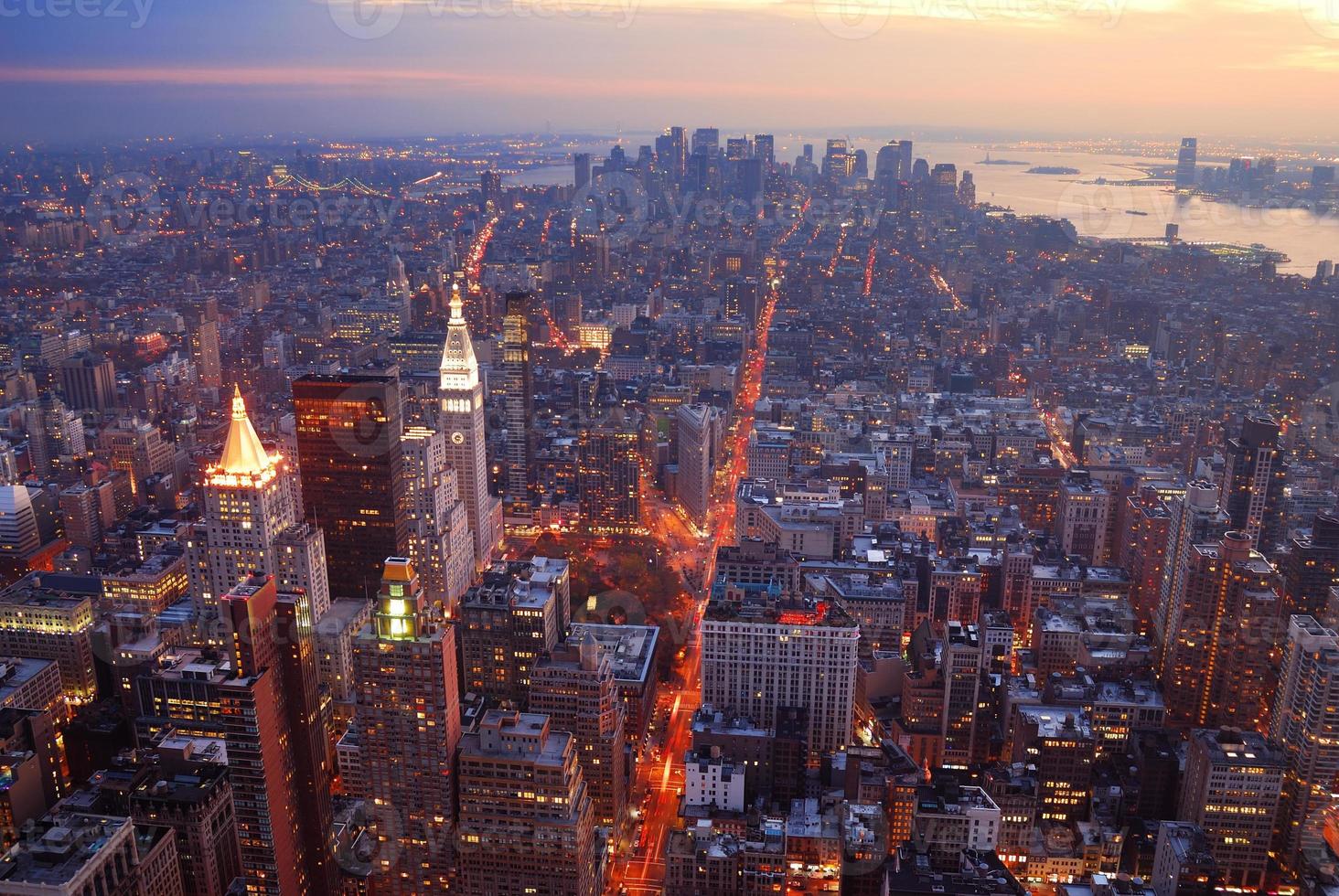 New York City Manhattan Skyline Luftbild Panorama bei Sonnenuntergang foto