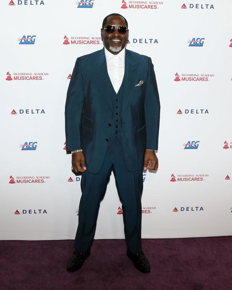 los angeles 24. jan - johnny gill bei den muiscares 2020 im los angeles Convention center am 24. januar 2020 in los angeles, ca foto