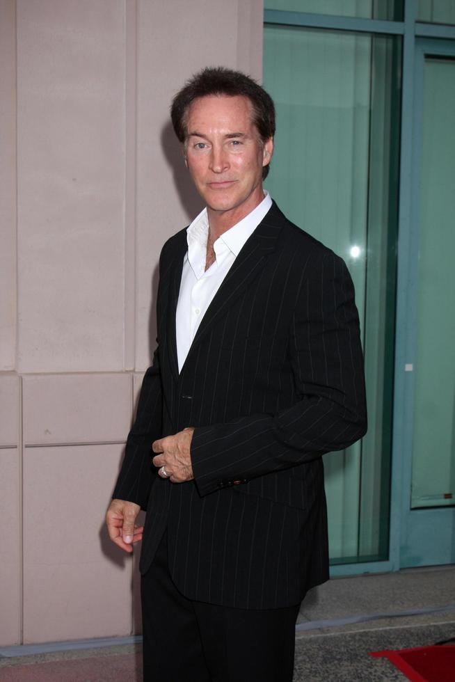 Los Angeles, 28. September – Drake Hogestyn feiert am 28. September 2010 in No. Hollywood, ca foto