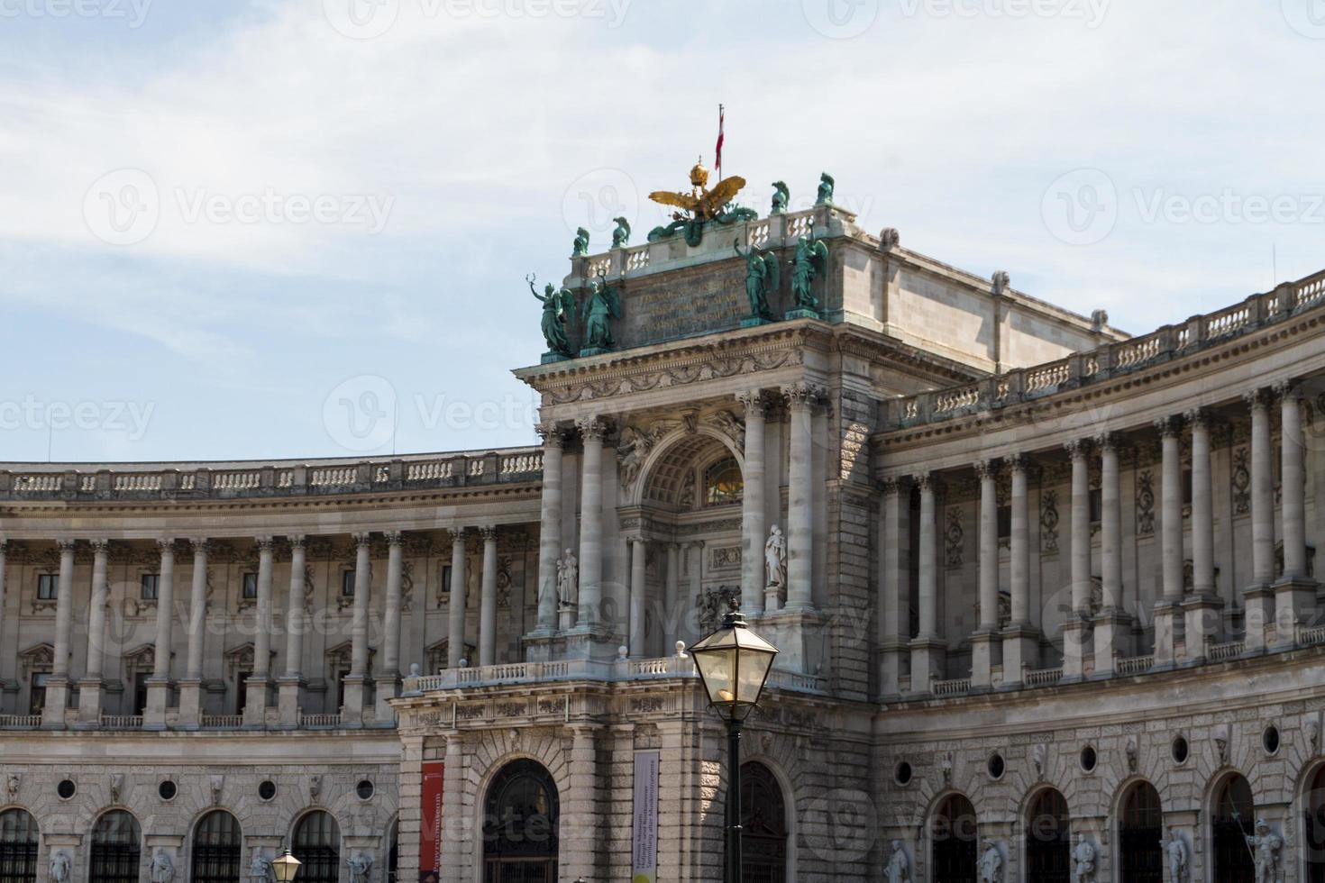 heldenplatz in der hofburg, wien, österreich foto