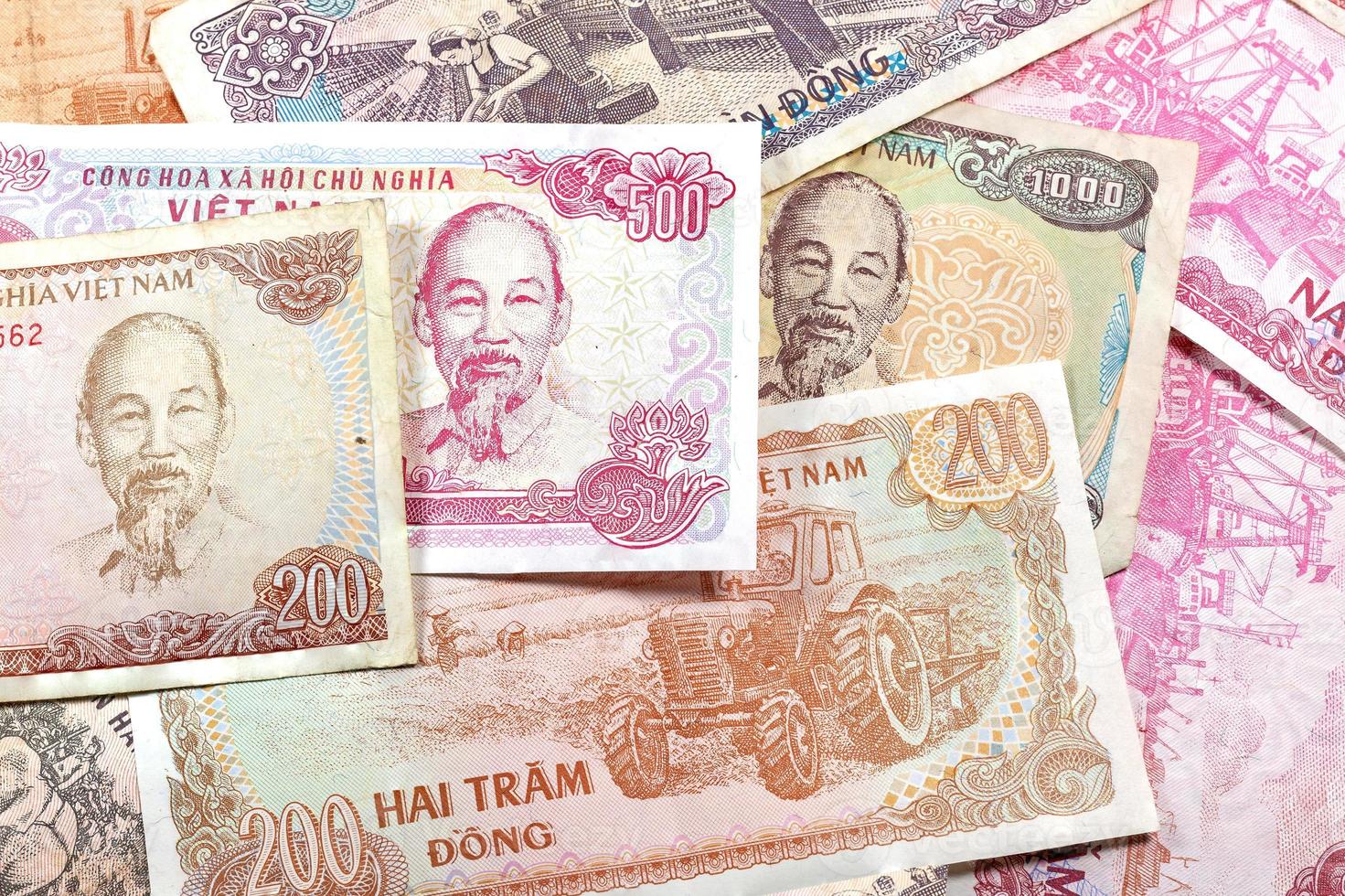 Geld aus Vietnam, verschiedene Dong-Banknoten. foto