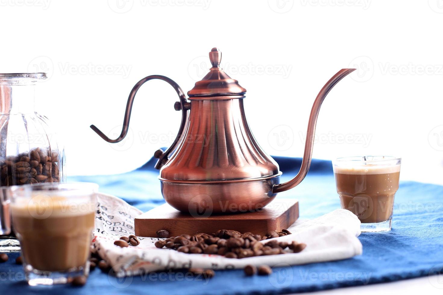 Schwanenhalskessel für die Kaffeezubereitung foto