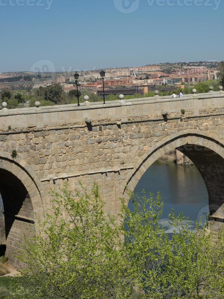 Die Altstadt von Toledo in Spanien foto