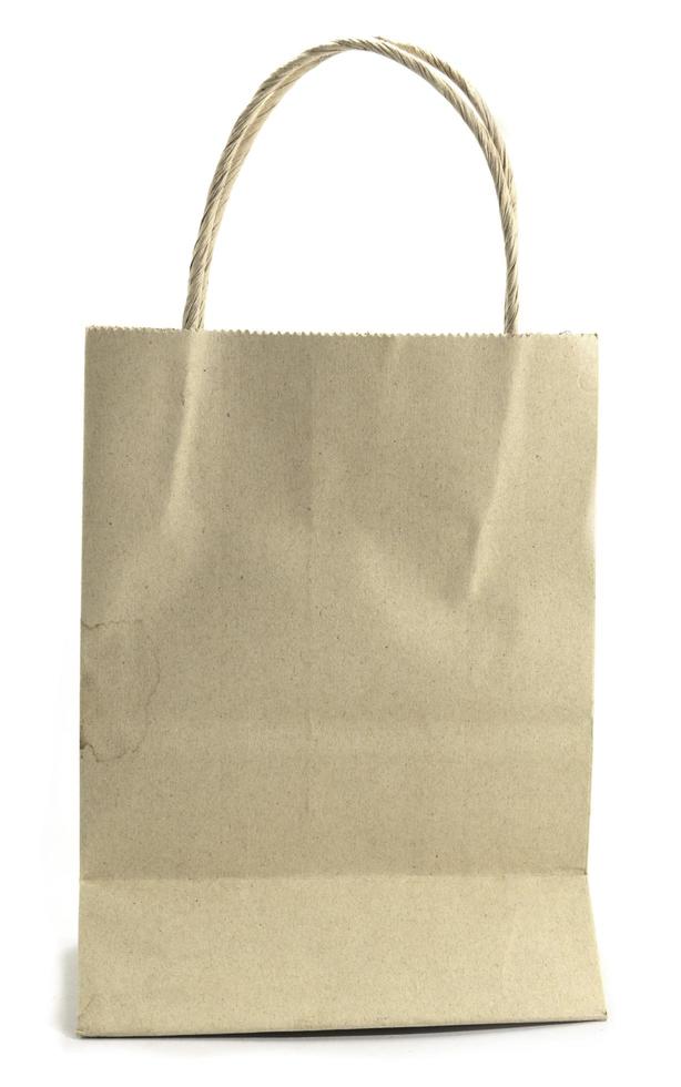 Set aus braunen Einkaufstüten aus recyceltem Papier isoliert auf weißem Hintergrund. umweltfreundlich foto