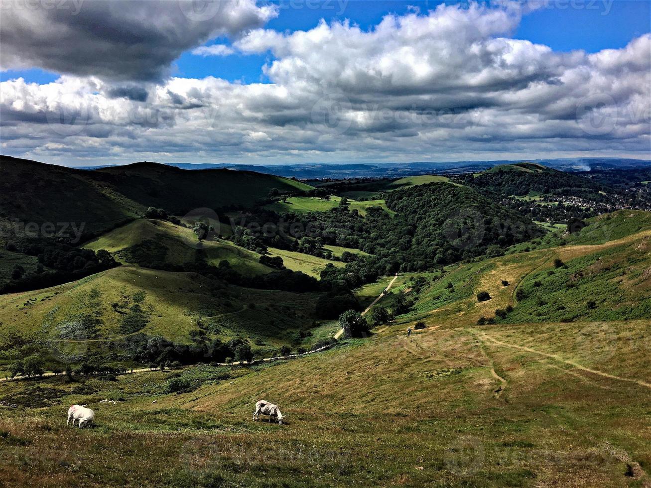 ein blick auf die caradoc-hügel in shropshire foto