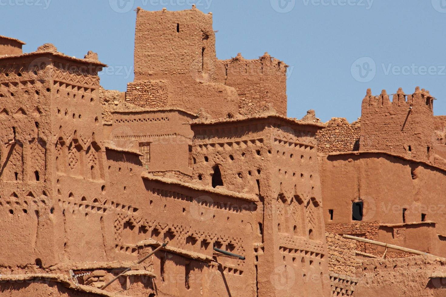 die beeindruckenden lehmstrukturen und gebäude von ait ben haddou in marokko foto