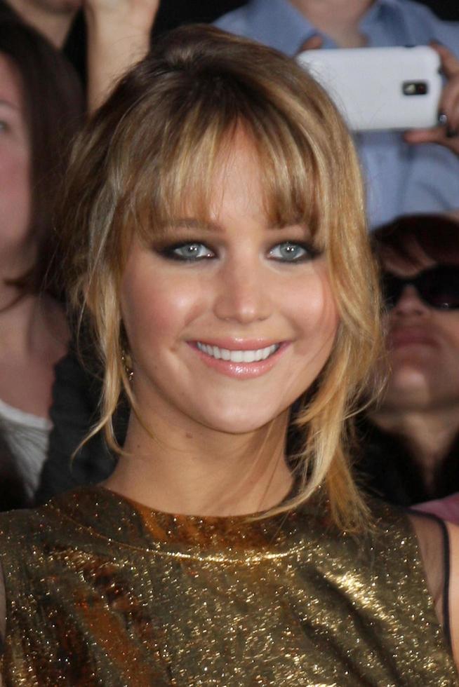 Los Angeles, 12. März - Jennifer Lawrence kommt am 12. März 2012 in Los Angeles, ca., zur Premiere der Hunger Games im Nokia Theater im La Live foto