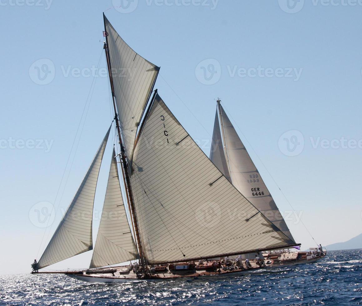 segelboot rennen foto