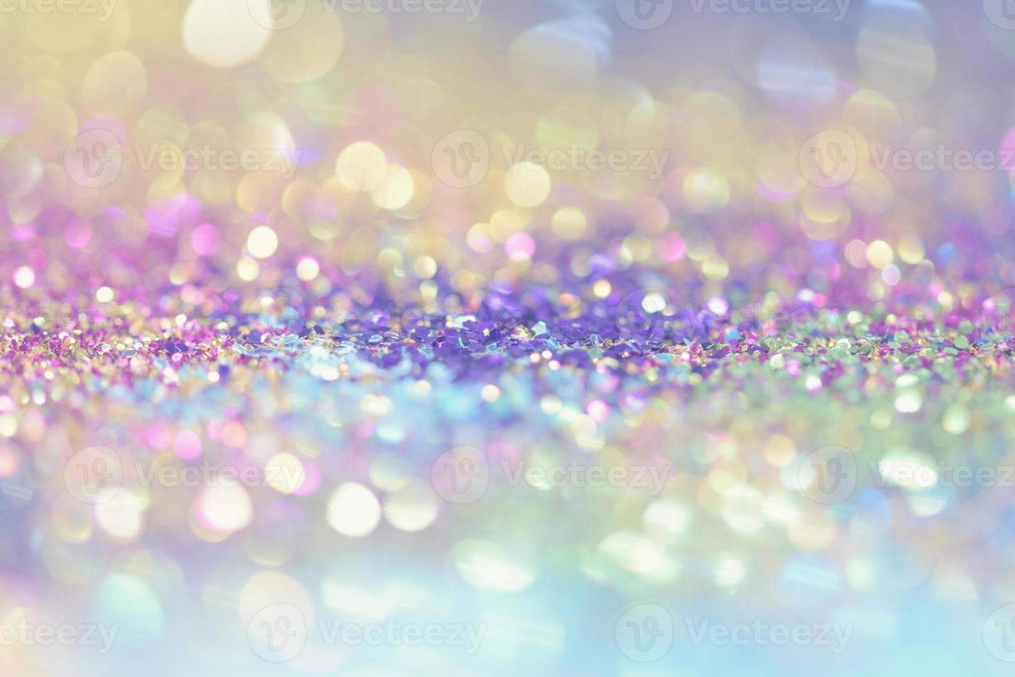 bokeh glitzer bunt verschwommener abstrakter hintergrund für geburtstag, jahrestag, hochzeit, silvester oder weihnachten foto