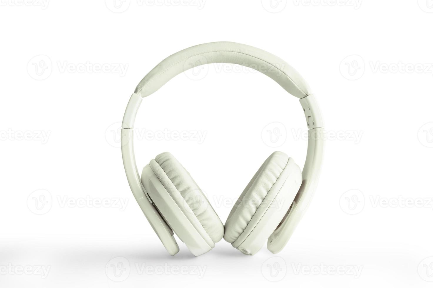 Kopfhörer, weißes Leder isoliert auf weißem Hintergrund mit Beschneidungspfad foto