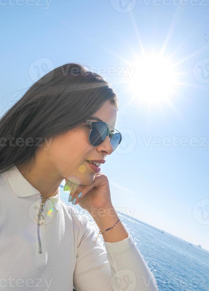 Frau im Sommer foto