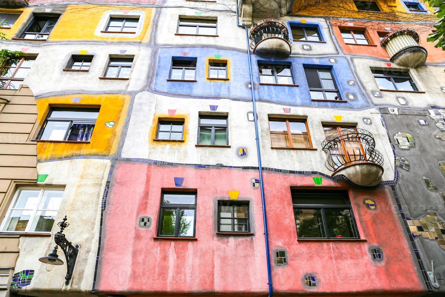 hundertwasserhaus in wien, österreich foto