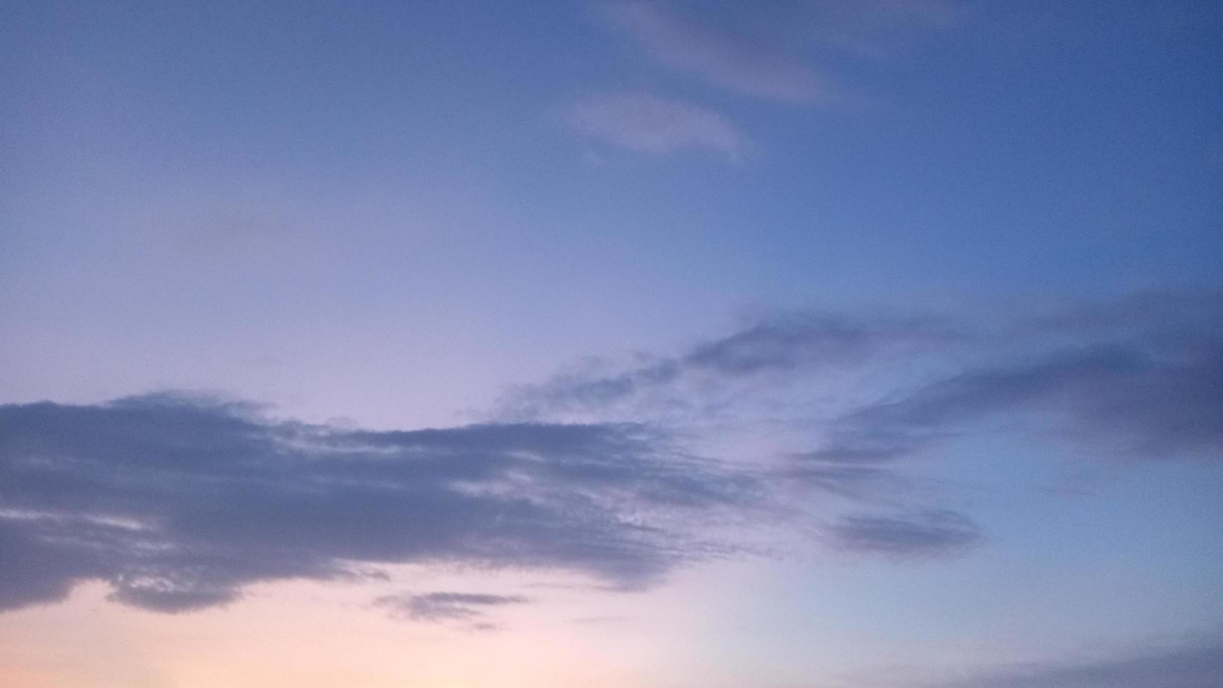 Cooler Himmel Hintergrundbild foto
