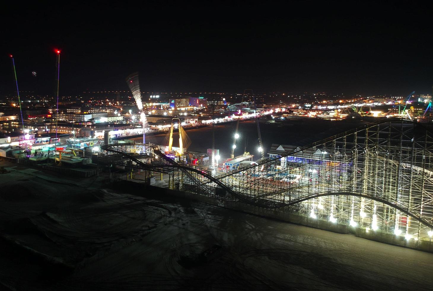 Luftaufnahme der Strandpromenade von Wildwood, New Jersey foto