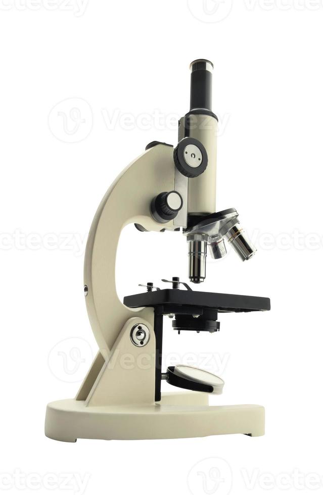 Labormetallmikroskop isoliert auf weißem Hintergrund foto