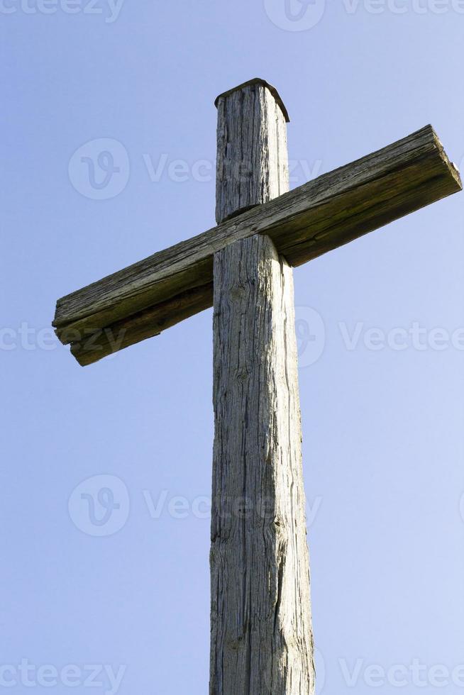 altes Holzkreuz foto