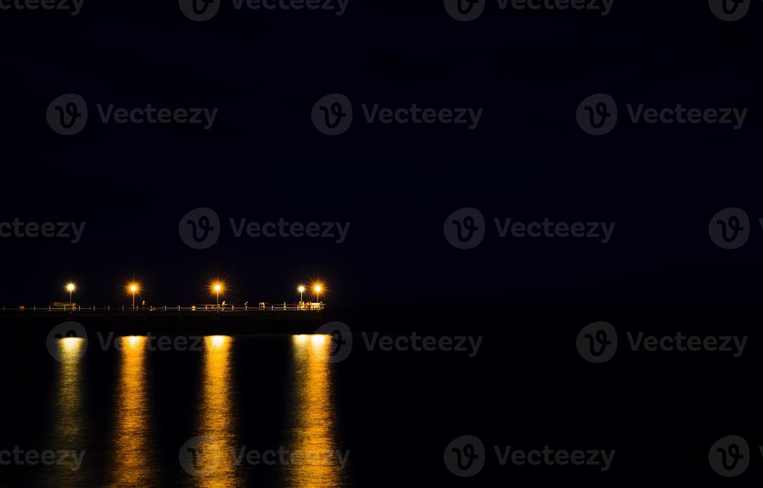 die Lichter auf dem Pier foto