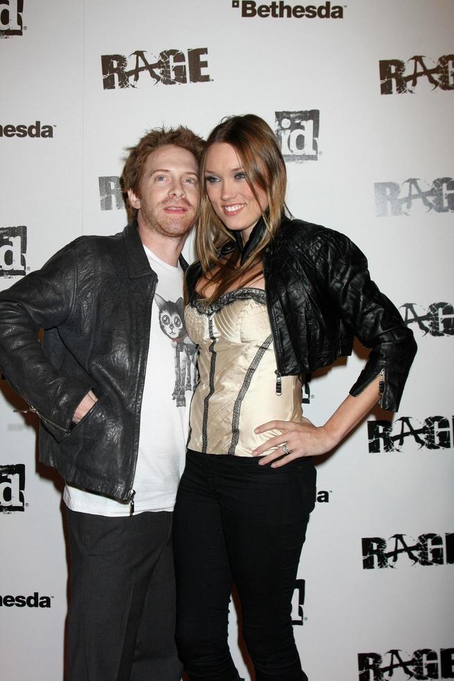 los angeles, 26. juni - seth green, clare grant kommt zur katy perry - part of me-premiere am graumans chinese theater am 26. juni 2012 in los angeles, ca foto