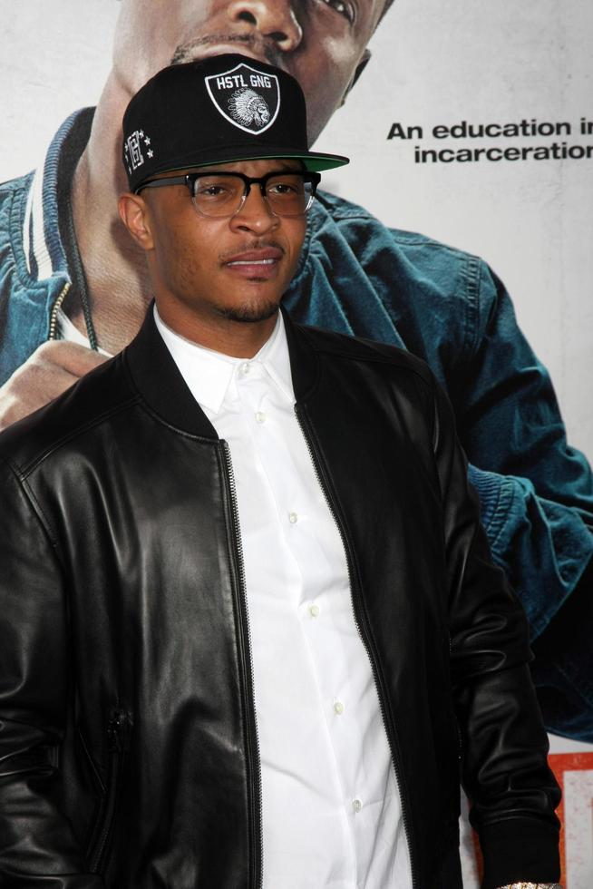 los angeles, 25. märz - clifford harris jr, aka ti bei der get hard-premiere im tcl chinese theater am 25. märz 2015 in los angeles, ca foto