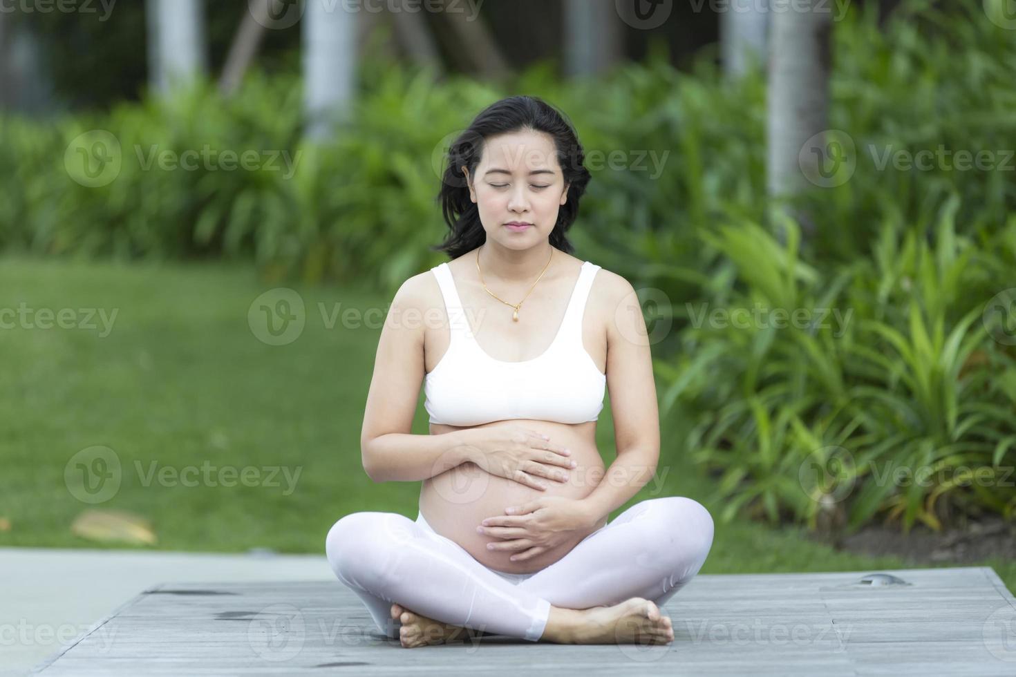 Frauen schwanger Yoka foto