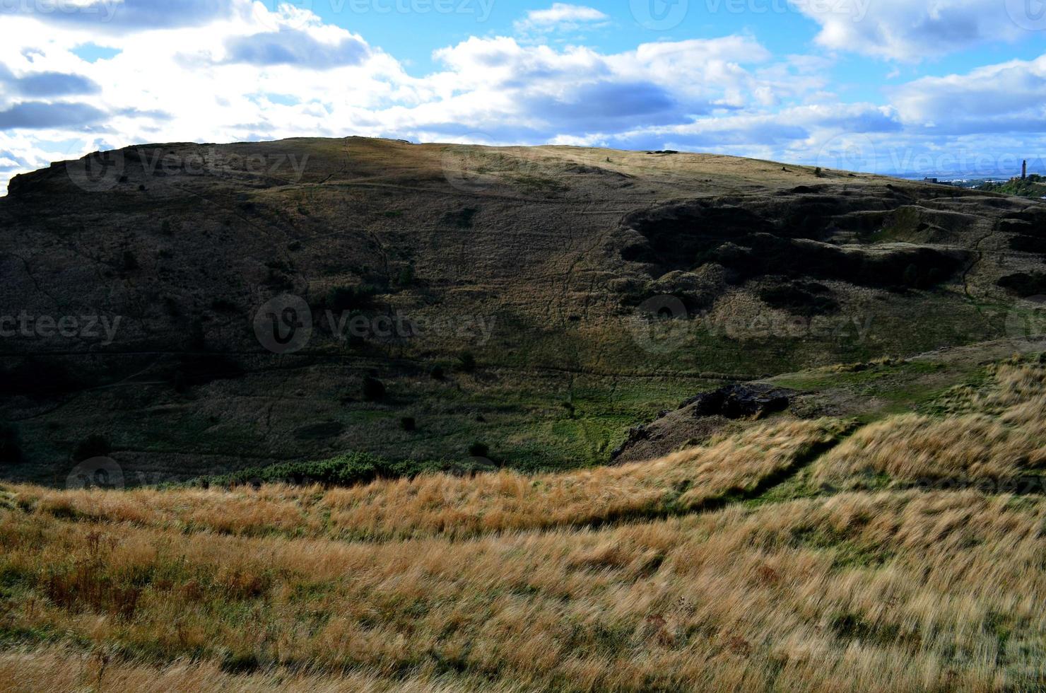 lange Gräser auf dem Hügelweg zu Arthurs Sitz foto