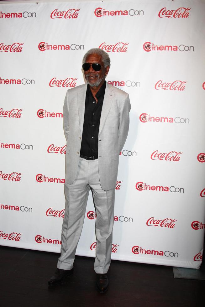 Las Vegas, 18. April - Morgan Freeman im Presseraum der Cinemacon Big Scrren Achievement Awards im Caesars Palace am 18. April 2013 in Las Vegas, NV foto