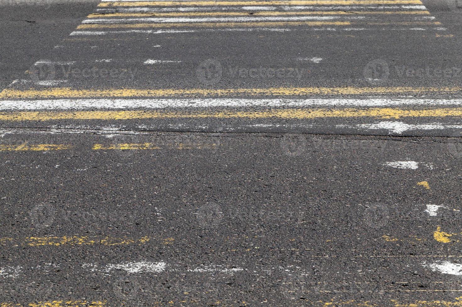 Zebrastreifen für Fußgänger foto