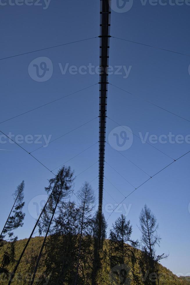 Blick auf die Landschaft von der Hängebrücke Geierlay foto