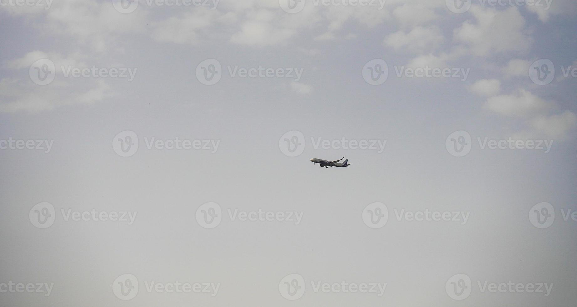 Flugzeug im Himmel Bilder hd foto