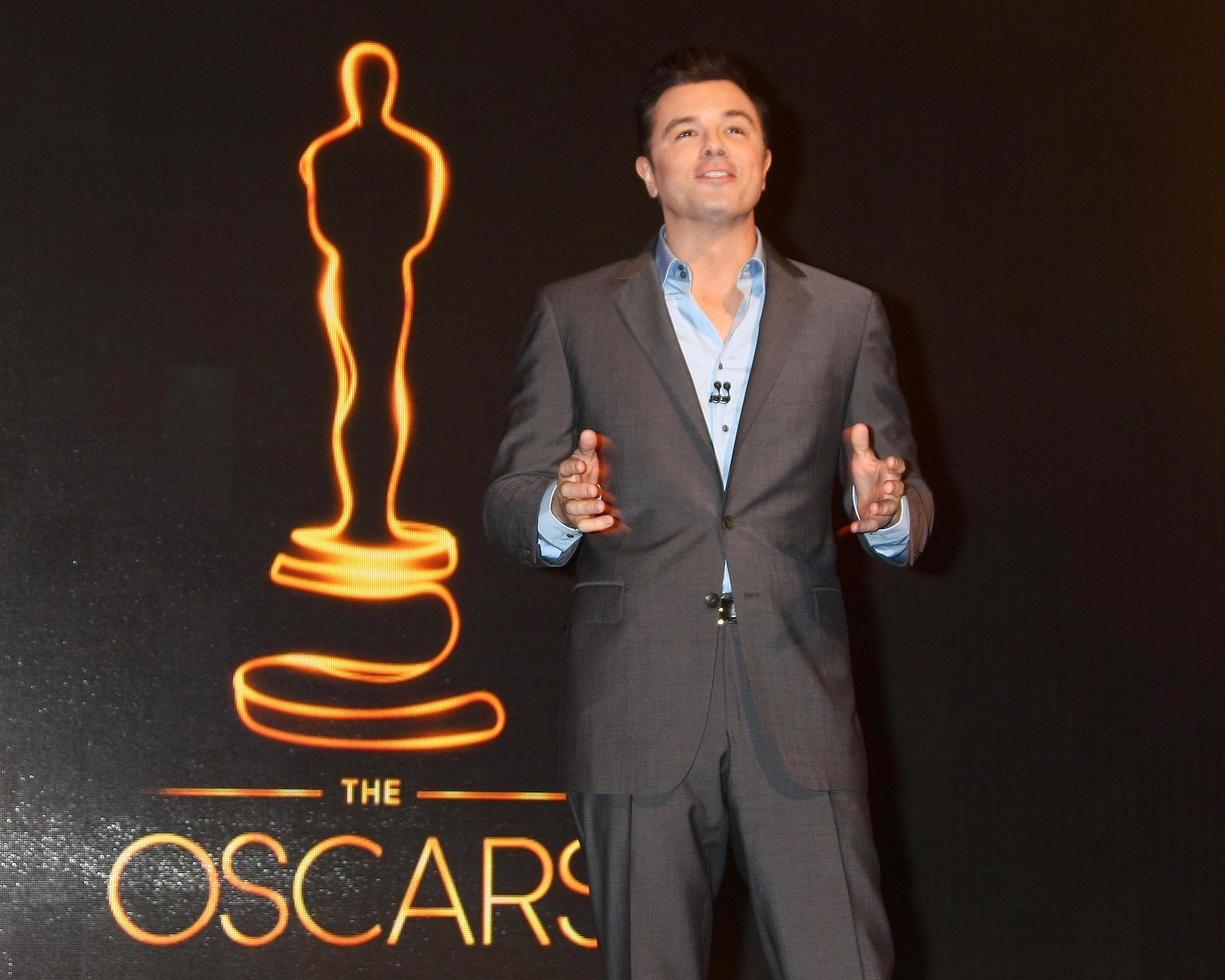 los angeles, 10. jan - seth macfarlane bei den nominierungsankündigungen für den academy award 2013 im samuel goldwyn theater am 10. januar 2013 in beverly hills, ca foto