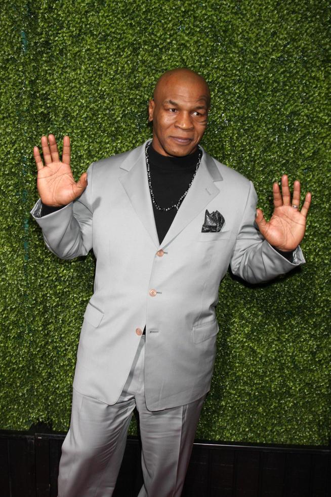 Los Angeles, 6. Januar - Mike Tyson kommt am 6. Januar 2011 im Langham Huntington Hotel in Pasadena, Ca foto