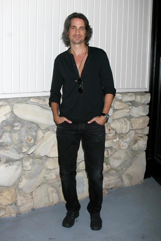 los angeles, 27. juli - michael easton kommt am 27. juli 2013 in studio city, ca foto