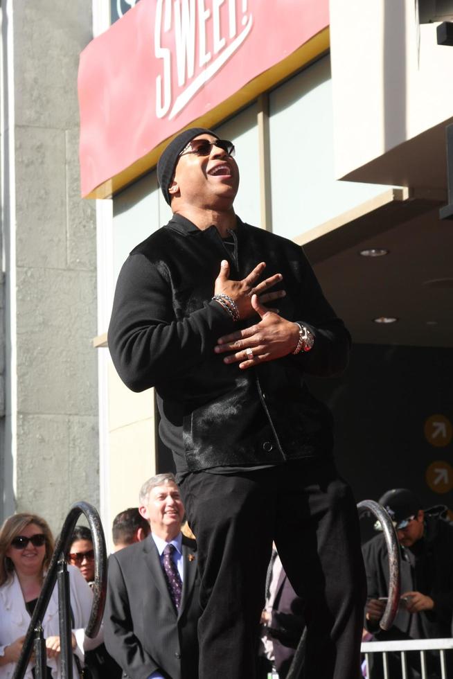 los angeles, jan 21 - ll cool j bei der ll cool j hollywood walk of fame zeremonie im hollywood and highland am 21. januar 2016 in los angeles, ca foto