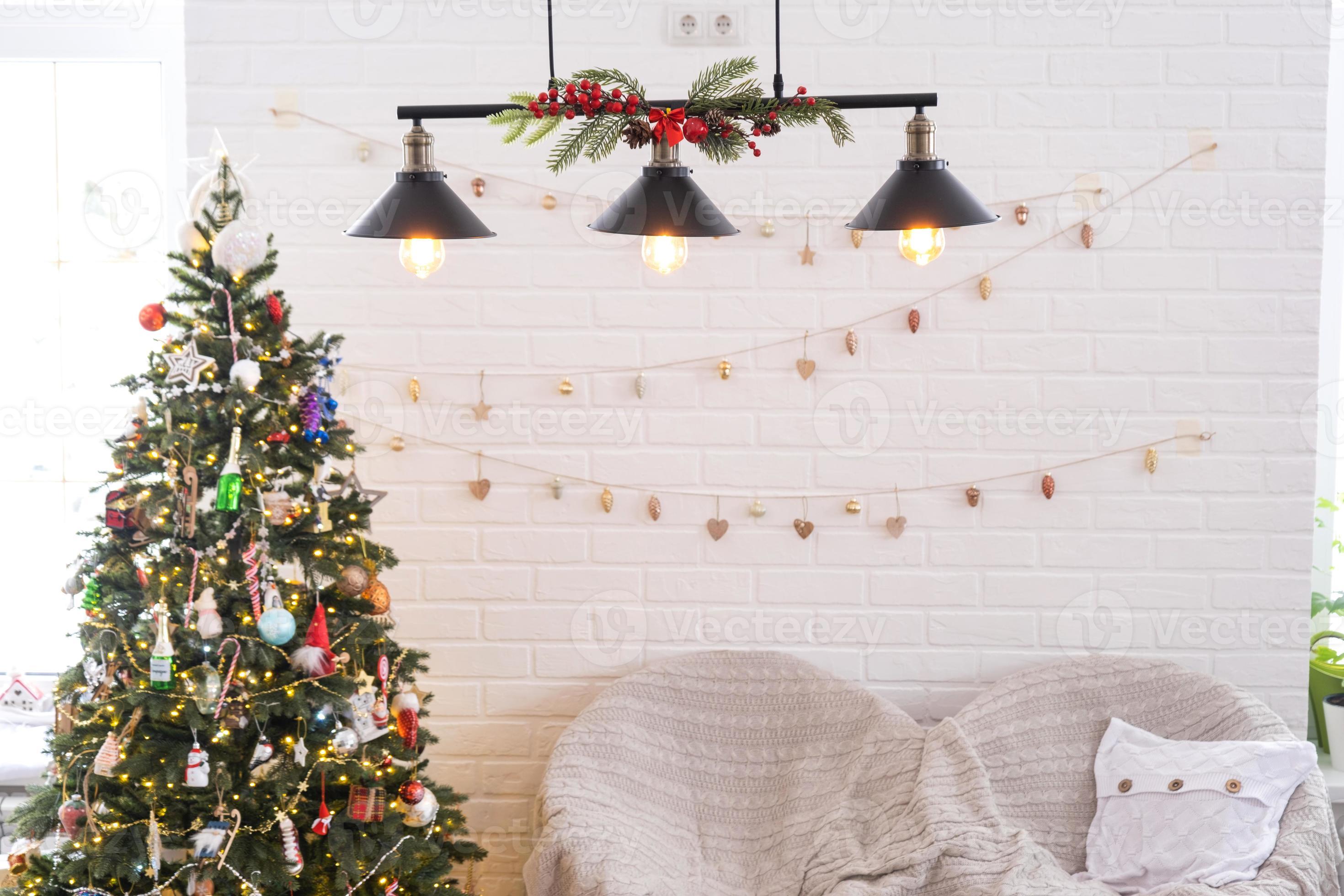 Lichterketten – funkelnde Dekoration für Weihnachten - [LIVING AT HOME]