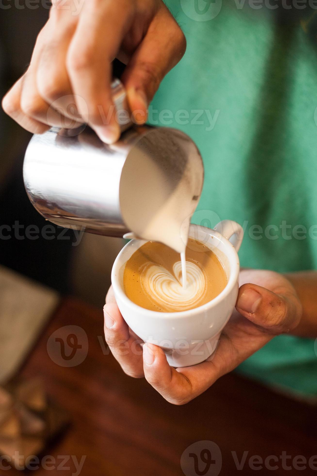 Cappuccino mit Latte Art foto