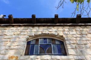 tel aviv israel 9. september 2019 ein kleines fenster in einer großen stadt. foto