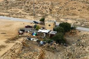 die judäische wüste im nahen osten in israel. Seit der Antike diente dieser Ort als Zufluchtsort für Einsiedler und Rebellen. foto