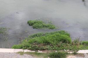 9. mai 2022 tiber italien. voller fluss tiber im zentrum von rom. foto