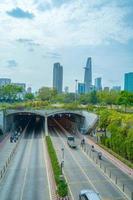 ho chi minh stadt, vietnam - 12. feb 2022 schöner landschaftssonnenuntergang von ho chi minh stadt oder sai gon, vietnam. Bitexco Financial Tower und Wolkenkratzergebäude. Geschäfts- und Landschaftskonzept. foto