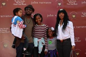 los angeles, 13. märz - omar epps kommt am 13. märz 2011 in los angeles, ca. 13. märz 2011 beim john varvatos 8. jährlichen stuart house-benefit im john varvaots store an foto