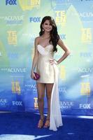 los angeles, 7. aug - selena gomez kommt am 7. august 2011 in los angeles, ca. bei den teen choice awards 2011 im gibson amphitheatre an foto