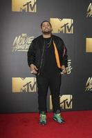 los angeles, 9. april - o shea jackson bei den mtv movie awards 2016 kommt im warner brothers studio am 9. april 2016 in burbank, ca foto