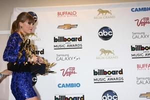 Los Angeles, 19. Mai – Taylor Swift mit ihren 8 Auszeichnungen im Presseraum bei den Billboard Music Awards 2013 in der mgm grand garden arena am 19. Mai 2013 in las vegas, nv foto