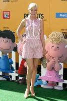 Los Angeles, 1. November - Tori Spelling bei der Premiere des Peanuts-Films in Los Angeles im Village Theatre am 1. November 2015 in Westwood, ca foto