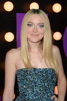 los angeles, 14. juni - dakota fanning bei der the neon demon premiere im cinerama dome am 14. juni 2016 in los angeles, ca foto