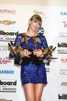Los Angeles, 19. Mai – Taylor Swift mit ihren 8 Auszeichnungen im Presseraum bei den Billboard Music Awards 2013 in der mgm grand garden arena am 19. Mai 2013 in las vegas, nv foto