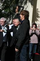 los angeles, feb 9 - paul mccartney bei der hollywood walk of fame zeremonie für paul mccartney im capital records building am 9. februar 2012 in los angeles, ca foto