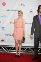 Los Angeles, 1. August - Gillian Jacobs kommt am 1. August 2011 zur nbc tca Sommerparty 2011 im Sls Hotel in Los Angeles, ca foto